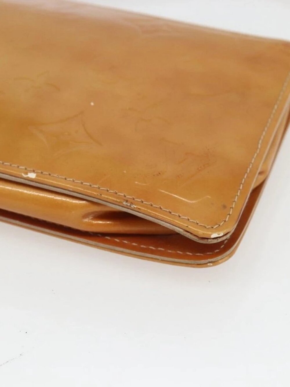 LOUIS VUITTON Monogram Vernis Lexington Accessory Pouch Beige M91010 Auth - Picture 7 of 15